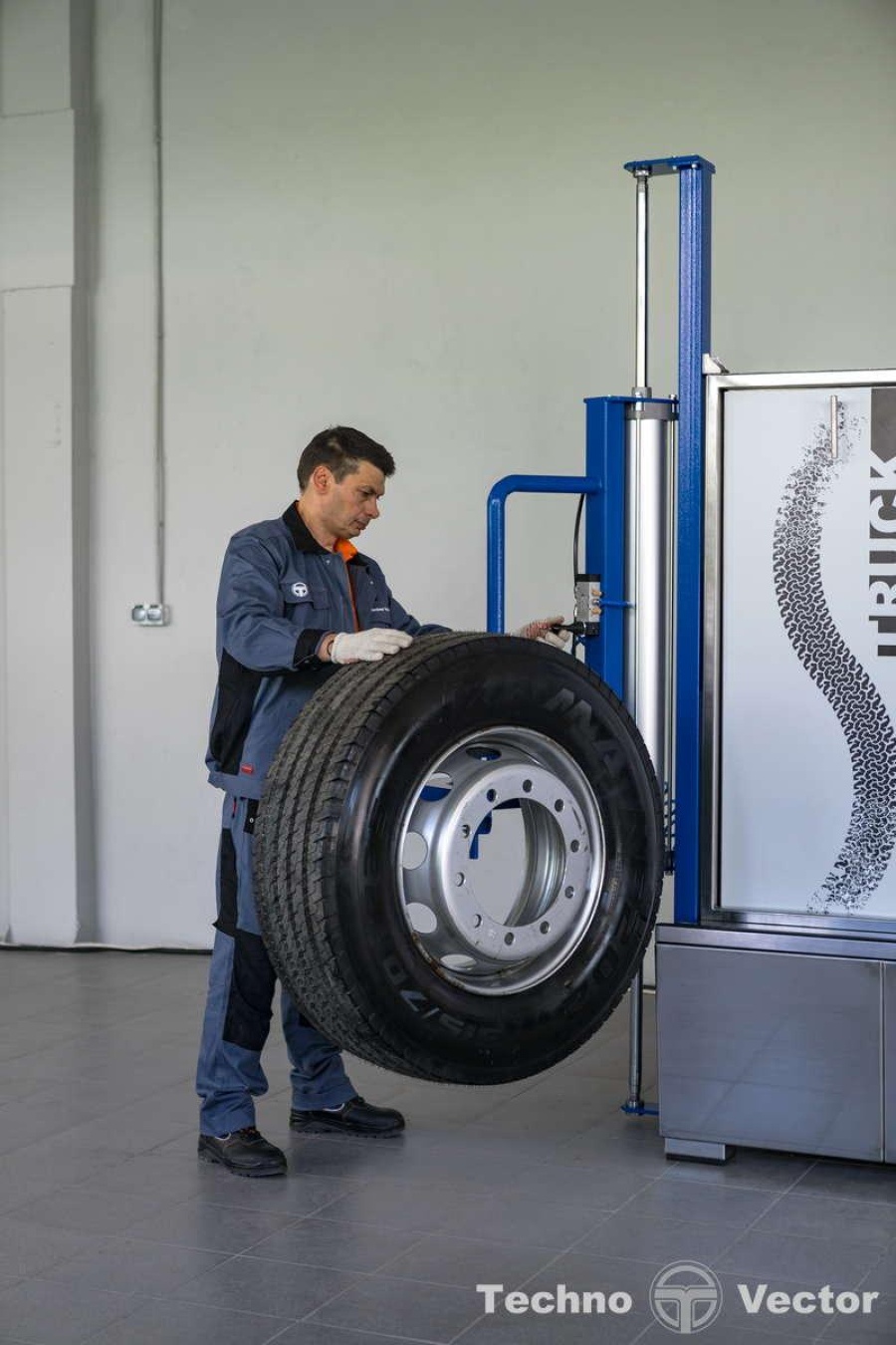 Автоматическая мойка колес ТОРНАДО Truck